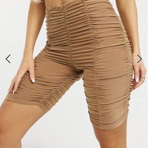 Ruched body-conscious short in camel NWT, sz 8
